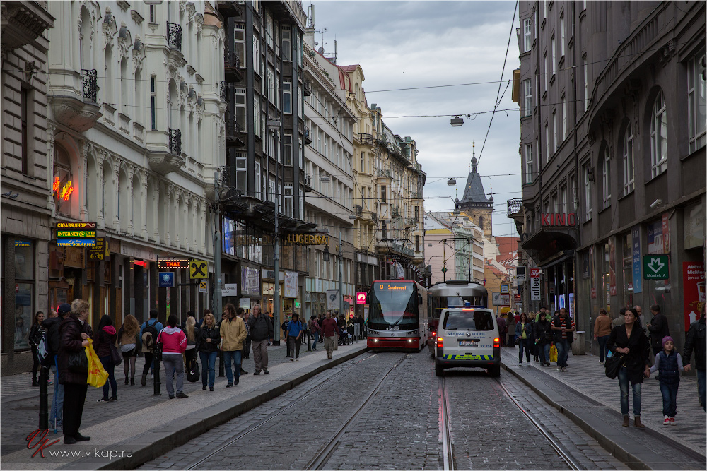 20131027 18 15 55 WED 7273